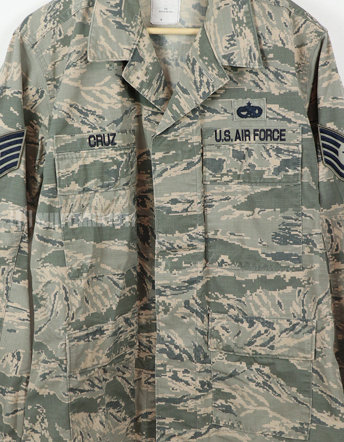 実物　アメリカ空軍　ACP ABU ジャケット　パッチ付き A