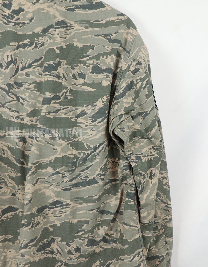 実物　アメリカ空軍　ACP ABU ジャケット　パッチ付き A