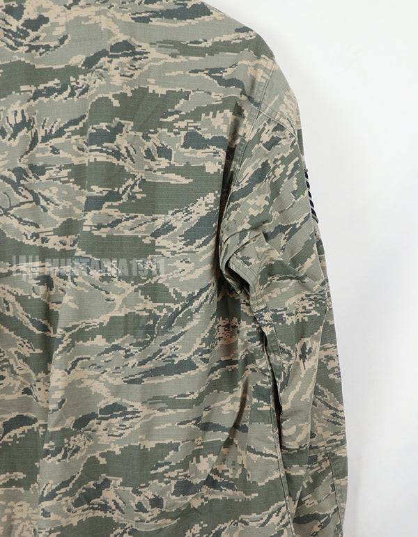 実物　アメリカ空軍　ACP ABU ジャケット　パッチ付き A