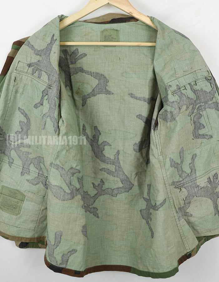 実物　アメリカ空軍　NCO ウッドランド迷彩　ジャケット　パッチ付き　状態悪い　1993年製