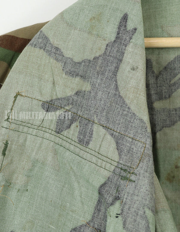 実物　アメリカ空軍　NCO ウッドランド迷彩　ジャケット　パッチ付き　状態悪い　1993年製