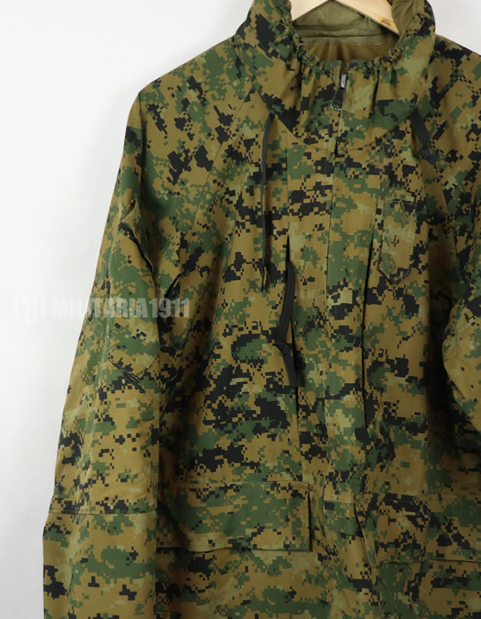 実物　アメリカ海兵隊　MARPAT 迷彩パターン　ゴアテックスパーカー　中古品