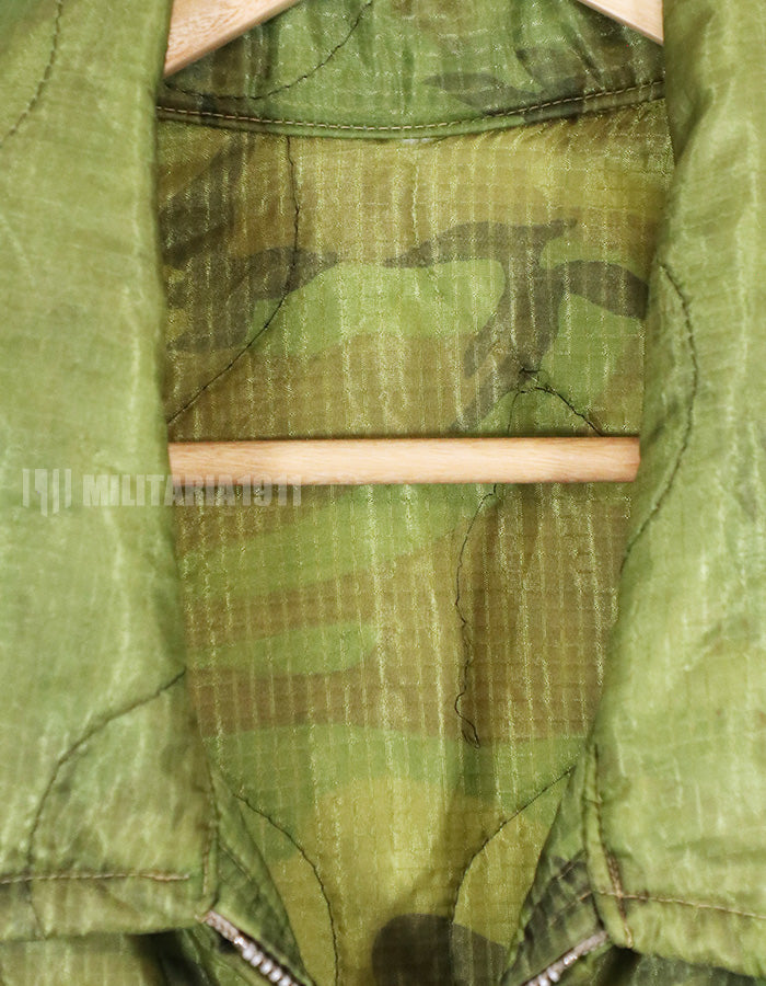 実物　米軍ポンチョ　スーバニアジャケット　刺繍なし