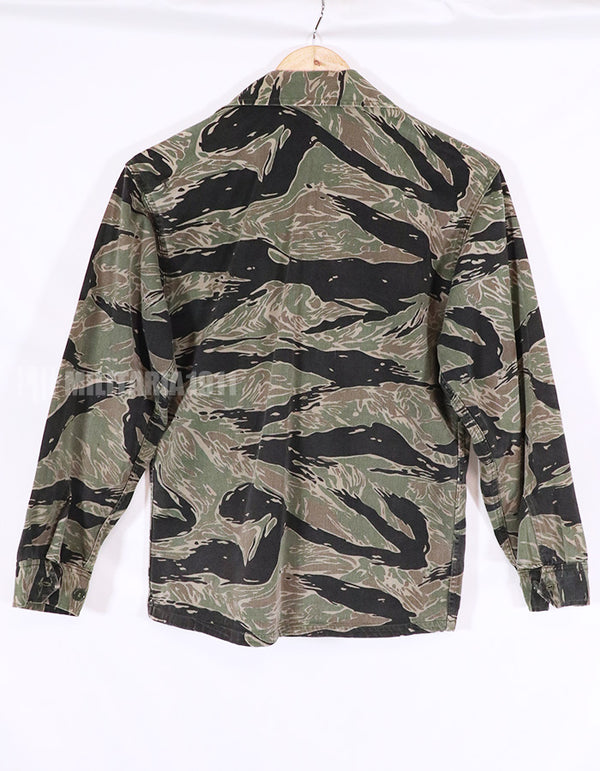 実物　シルバータイガーストライプ　シャツ　状態良い　USNパッチ付き　タイガーストライプ